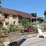 Naudissou Avec Piscine Couverte A Prázdninový dům *